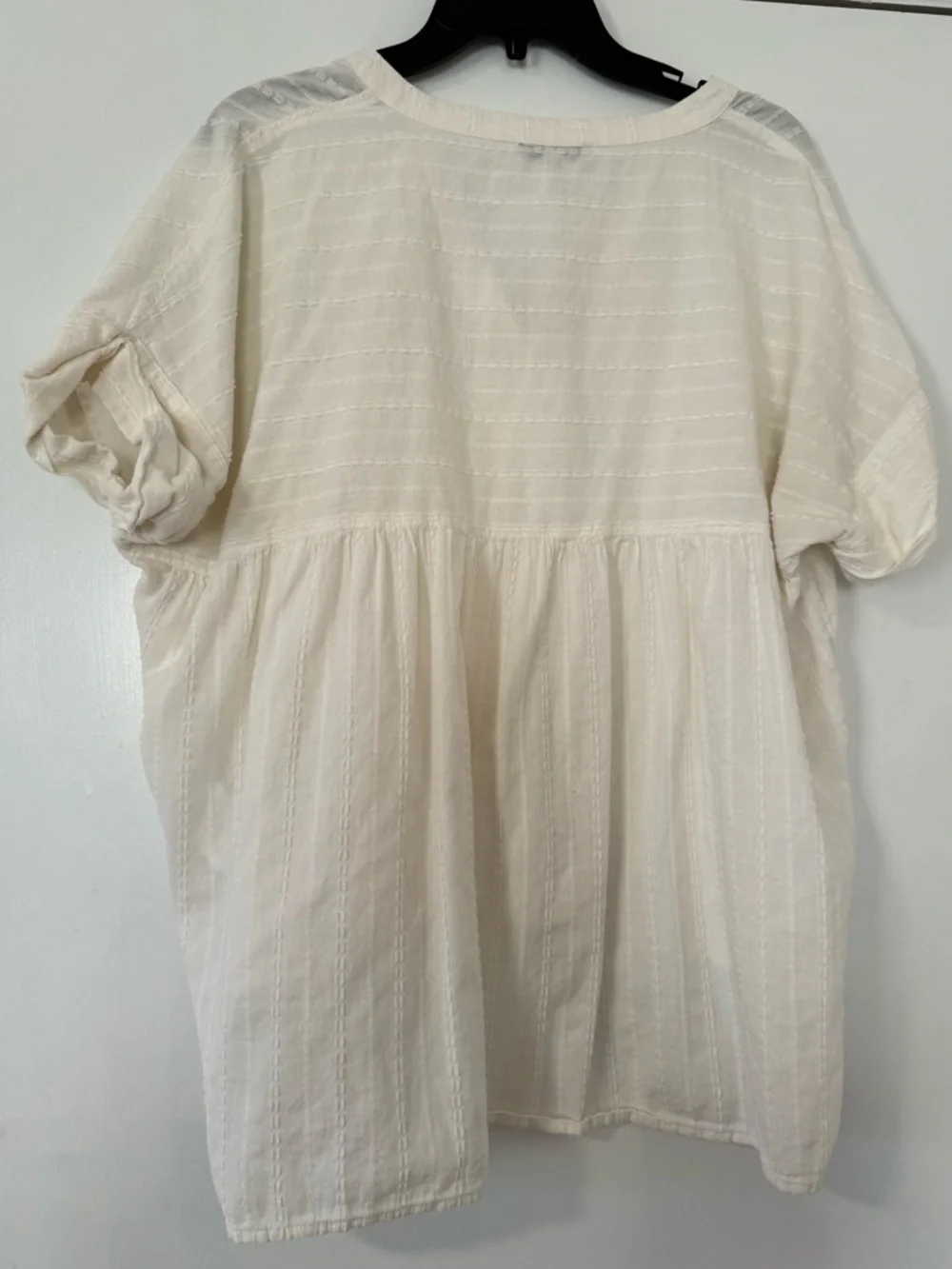 Madewell ivory V-Neck Short Sleeve Women’s Top